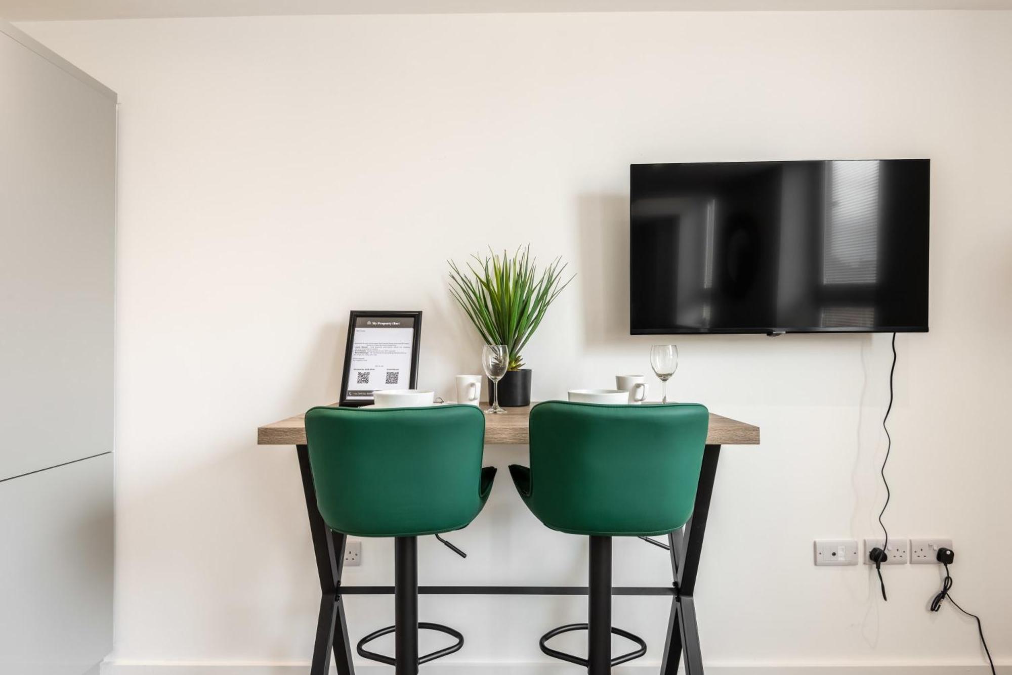 Contemporary 1 Bed Central Rotherham Studio Dış mekan fotoğraf